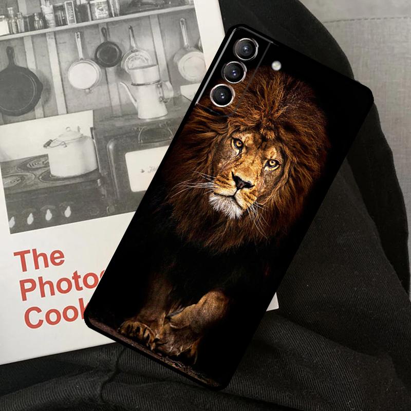 King Of The Jungle Lion Phone Case For Samsung Galaxy S23 S22 S24 Ultra S20 S21 S24 FE S9 S10 Plus Note 10 20 Ultra