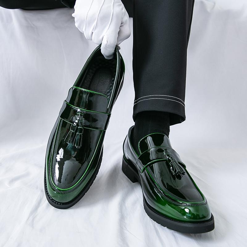 High Quality Spring Pointed Tassel Sleeve Casual Leather Shoes Brand for Men Fashionable Shiny Comfortable Non Slip,and Loafers