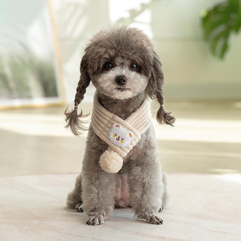 Festive Cartoon Reindeer & Snowman Knitted Wool Pet Scarf for Cats & Puppies