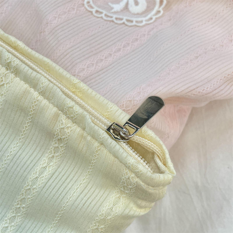 Beautiful INS Simplicity Cosmetic Bag Sweet Embroidery Bow Striped Makeup Case Portable Travel Earphone Cable Storage Bags