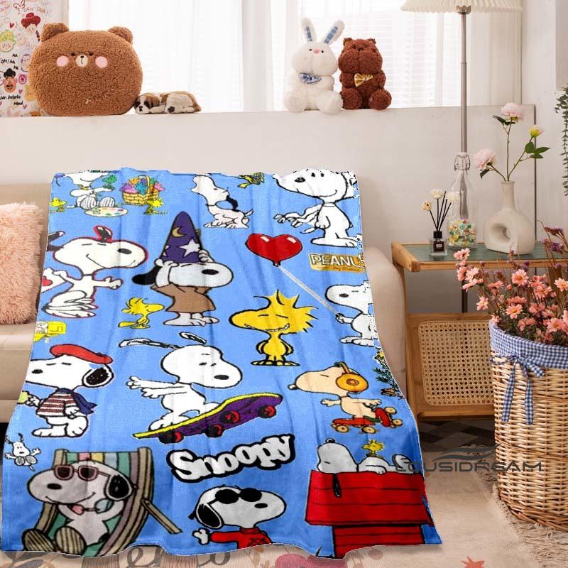 New Comic-Themed Snoopy Flannel Blanket — Ultra-Soft, Warm, and Plush Throw — Perfect for Home, Bedroom, Bed, Sofa, and Travel
