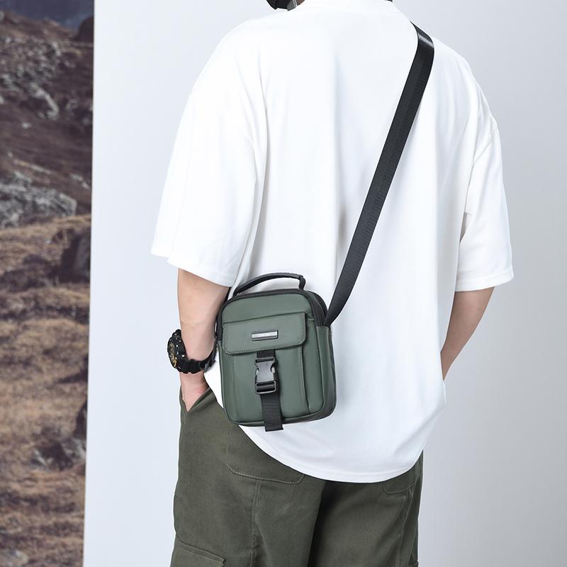 Borsa a tracolla impermeabile da uomo, borsa a tracolla verticale leggera, piccola borsa