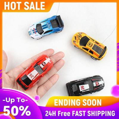 Plastic Remote Control Racing Vehicle Battery Operated RC Car Model LED Lights RC Racing Drift Car with Roadblocks for Kids Boys