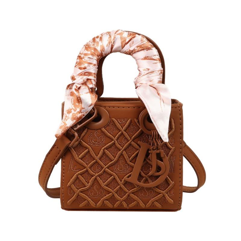 High-end messenger bag new embroidered diamond princess diana bag versatile fashion silk scarf single shoulder handbag bag women