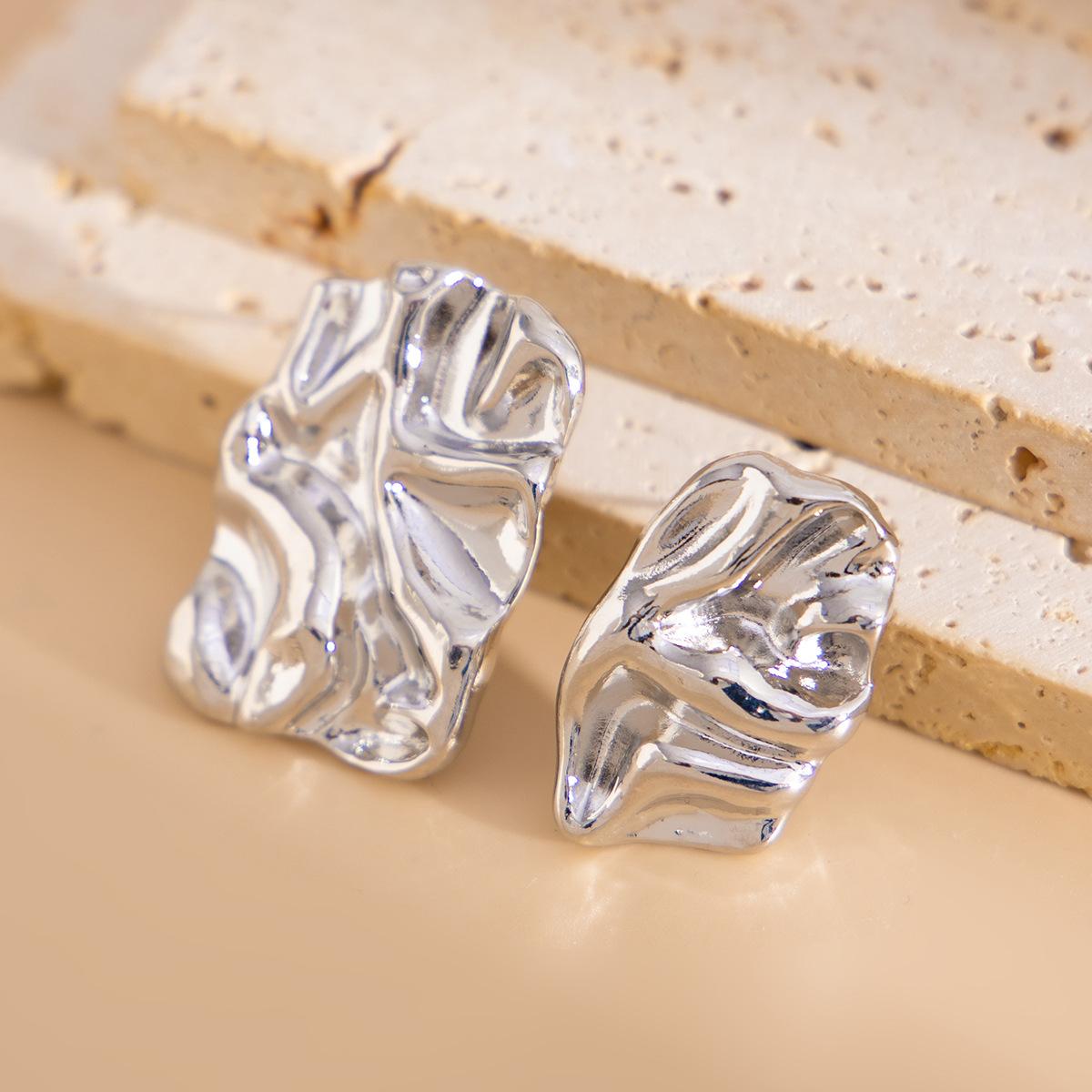 

Аксессуары Личность Серьги-гвоздики Lava Liquid Нерегулярные складки Дизайн Серьги Sense Модные серьги для женщин