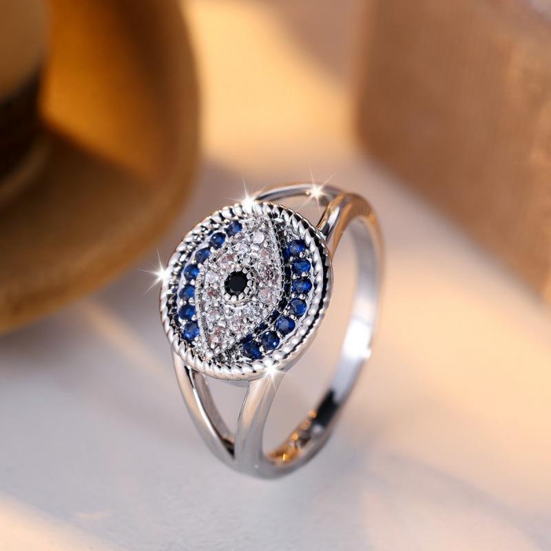 Wish full diamond gradual change blue devil s eye ring simple personality niche ring no. 6
