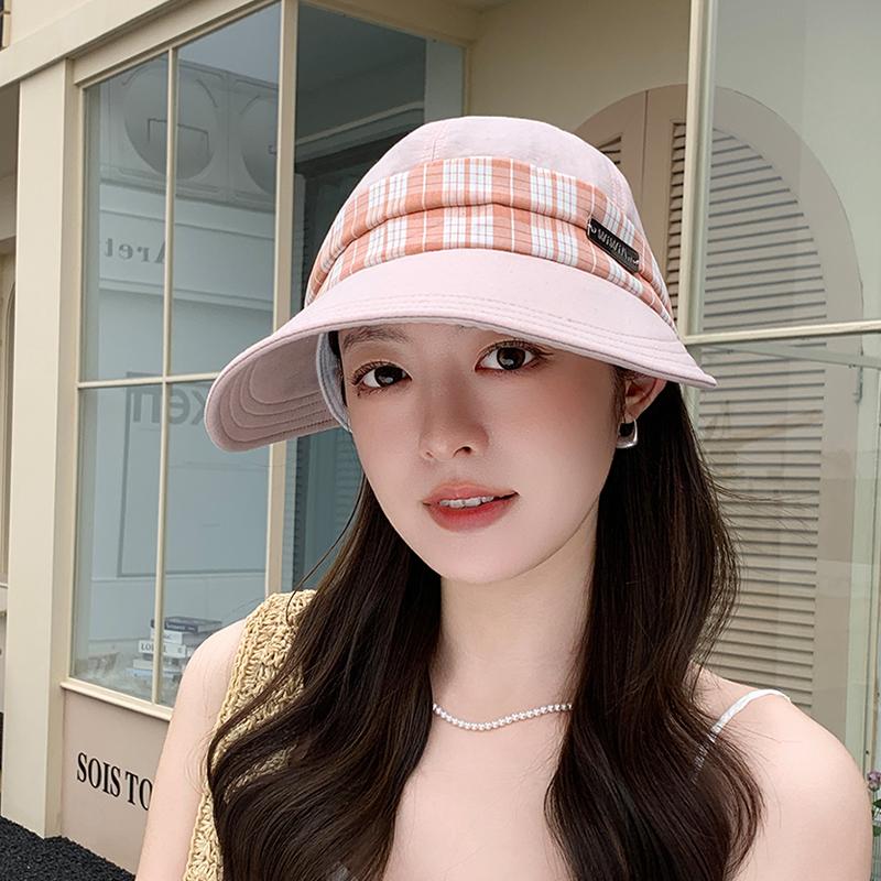Spring and Summer Plaid Hat for Women's Outdoor Travel, Large Eaves for Shade, Can Hang Mask, Duck Tongue Baseball Cap