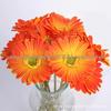 Afrikanische Gerbera-Gänseblümchen PU Hochzeits-Blumenarrangement für Schaufenster und Heimdekoration