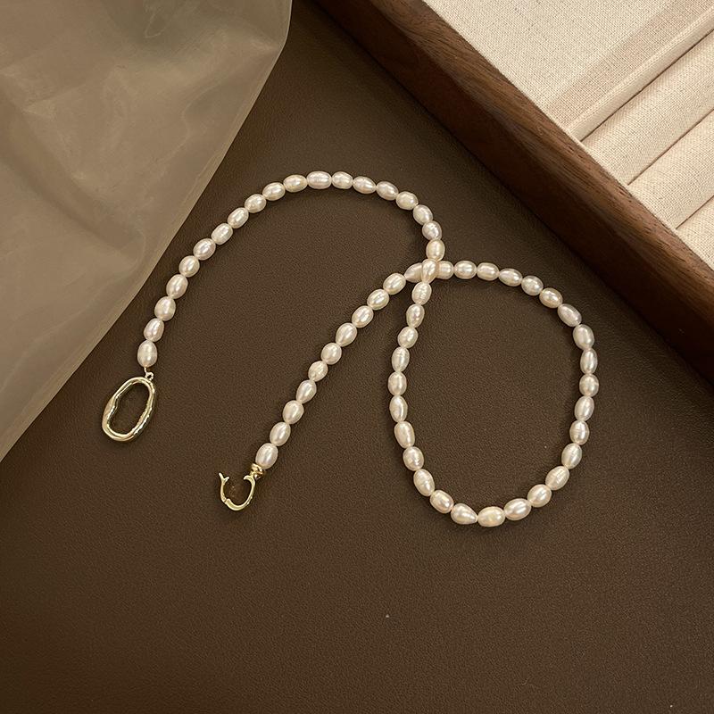 

Necklace for Women, Versatile, High-end, Non Fading Accessory, Niche Women s Collarbone Chain Necklace Accessories 40CM