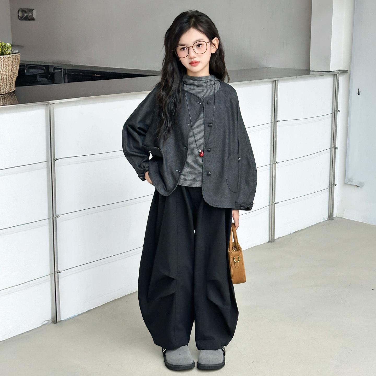 

Girls Hooded Shirt & Outwear Set - Three-Piece Korean Style for Autumn and Spring 170 cm