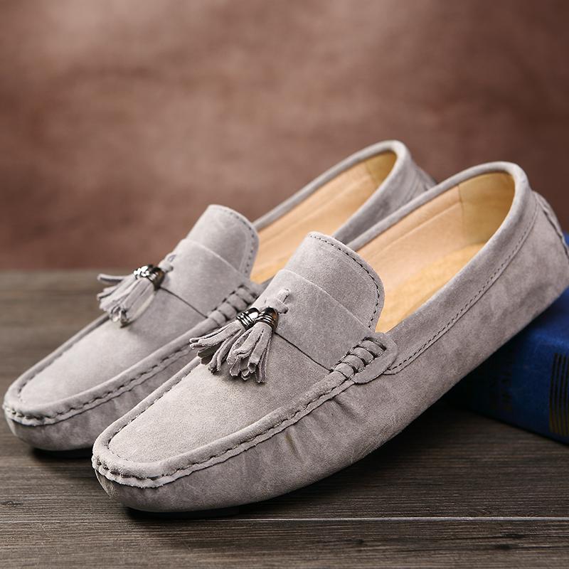 Mode Frühling Neue Mode Quasten Slipper Herren Wildleder Luxus Designer Schuhe Lässig Bequem Slipper Herren Mokassin Alleskönner Slipper