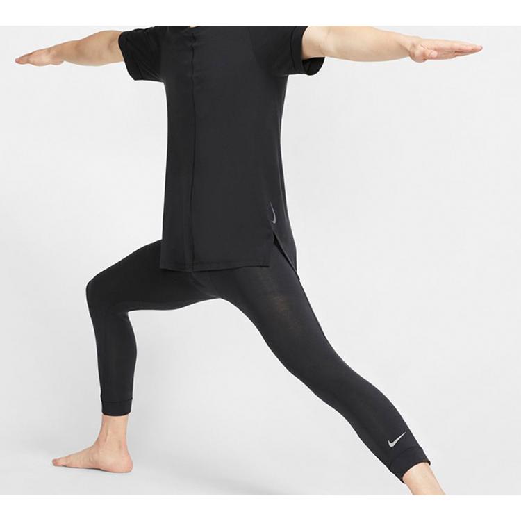 Nike AS NK Top Sec à Manches Courtes YOGA Noir BV4035-010
