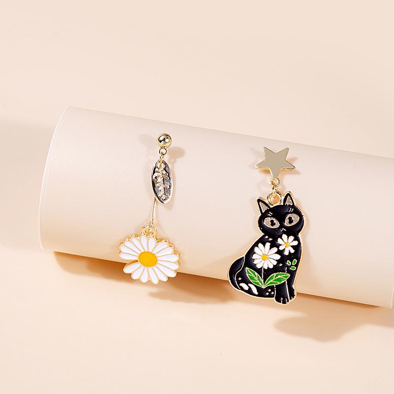 Brincos Assimétricos Urso Balão Agulha de Prata e Coelho Arco-Íris - Gatinho de Desenho Animado Fofo, Bolo, Margarida e Tachas de Anjo