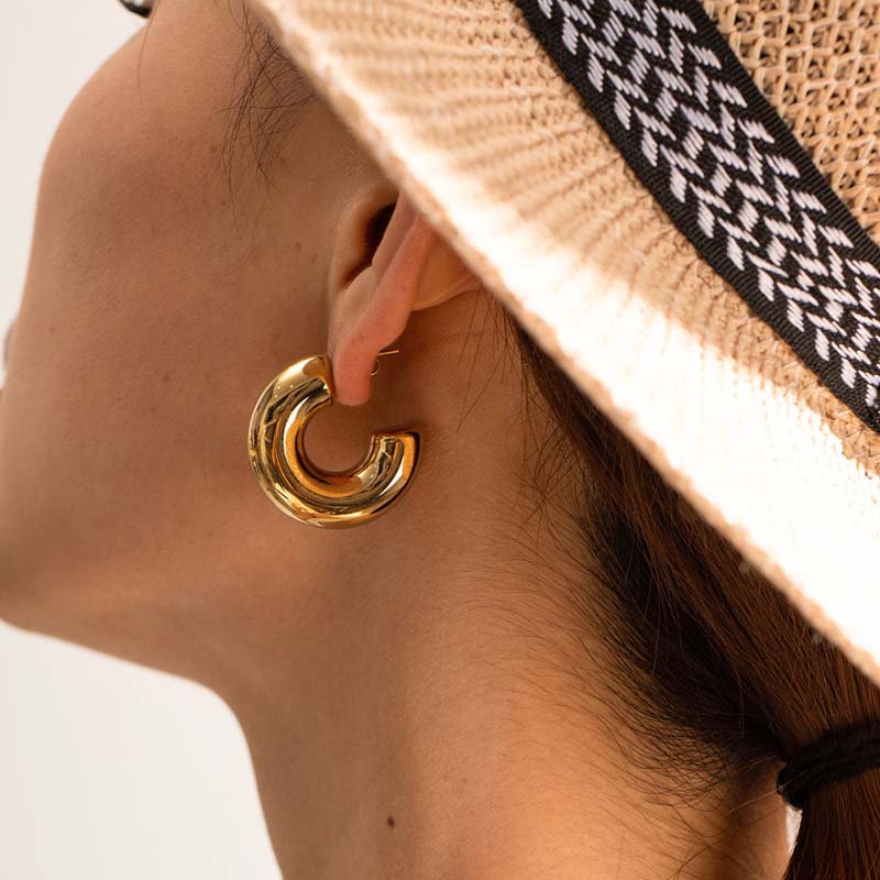 Vintage Metal C Shape Hoop Earrings for Women Girls Minimalism Gold Silver Color Round Thick Chunky Huggie Earrings Jewelry