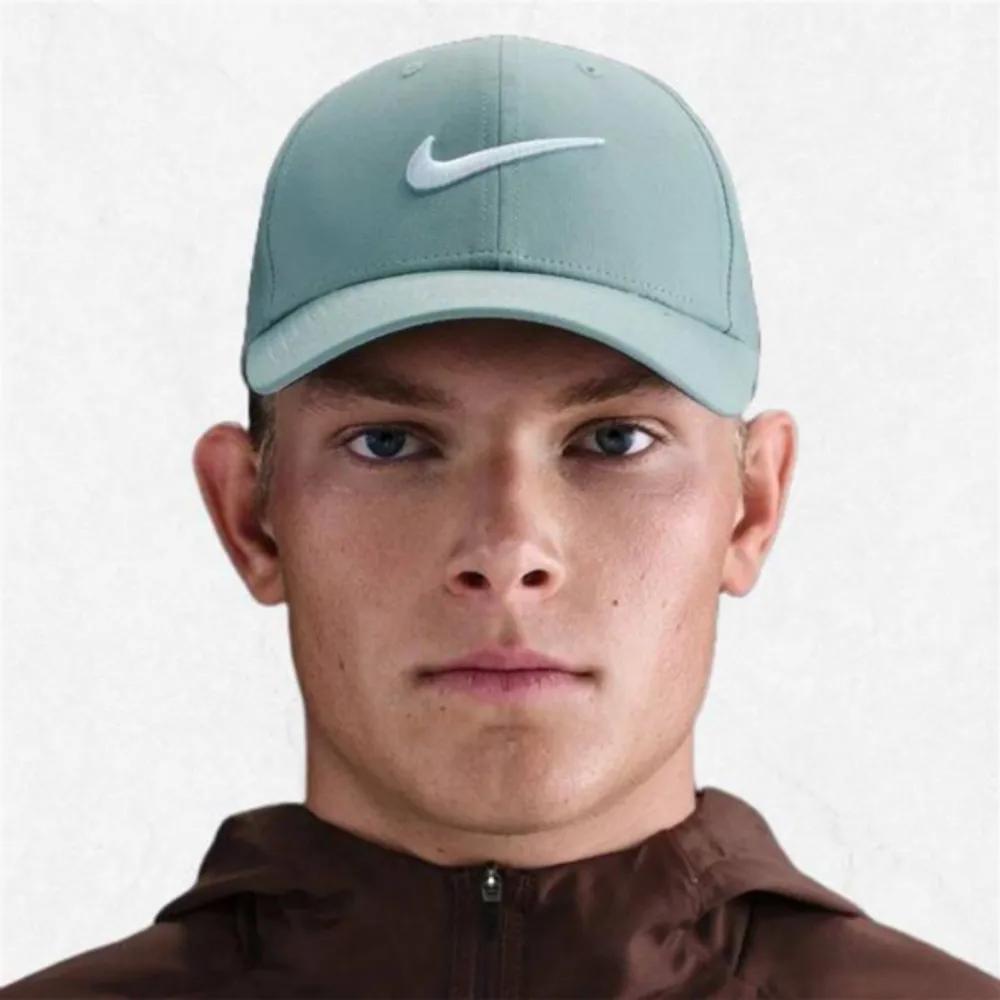 Dri-FIT Club Structure Swoosh Cap FB5625-017 2384149 58