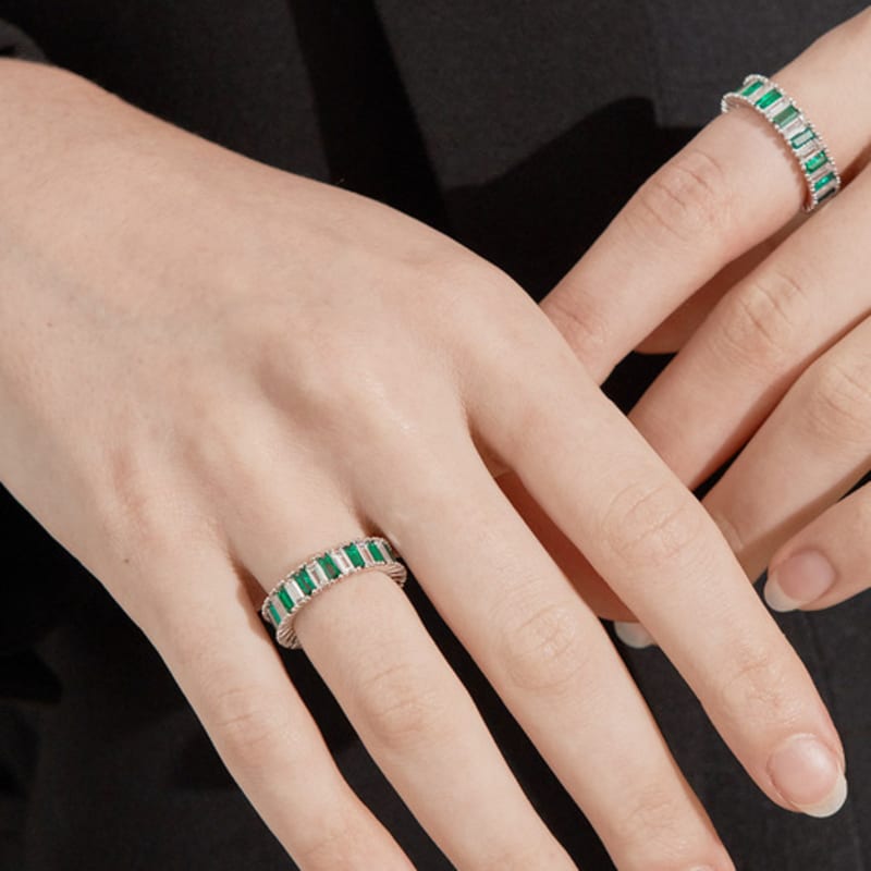 GEIGER Jewelry Green Baguette Ring GISVWR013