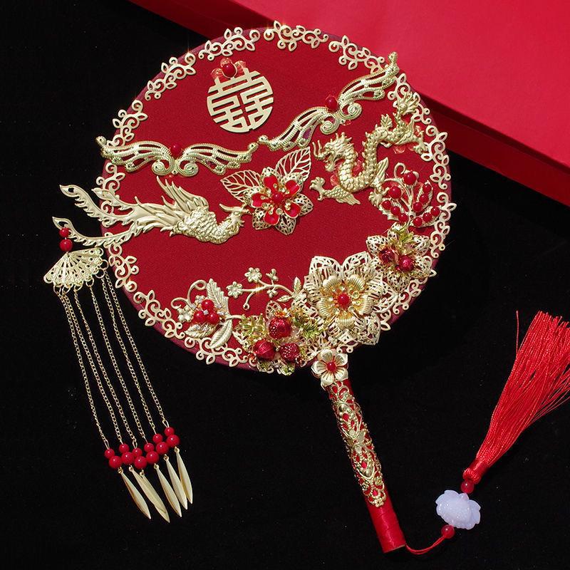 Red Ancient Style Chinese Wedding Fan: Bride's Bouquet & Blessing