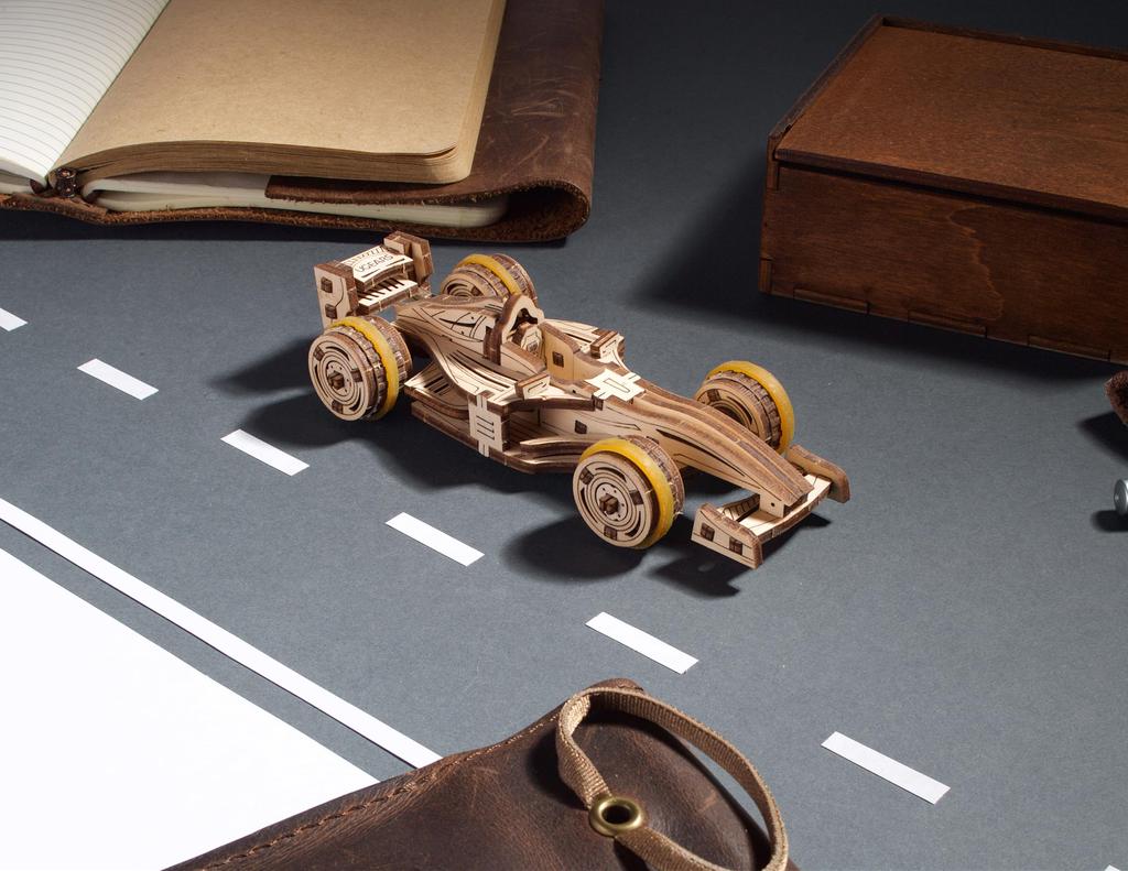 Ugears Compact Racer 70252 Wooden No Glue or Tools 3D Puzzle with Assembly Puzzle, Required, Instructions, Beginner-Friendly