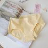 Simple Letter Solid Color Panties Made of Pure Cotton Antibacterial Mid Waist Comfortable Hip Hugging Triangle Women’s Panties