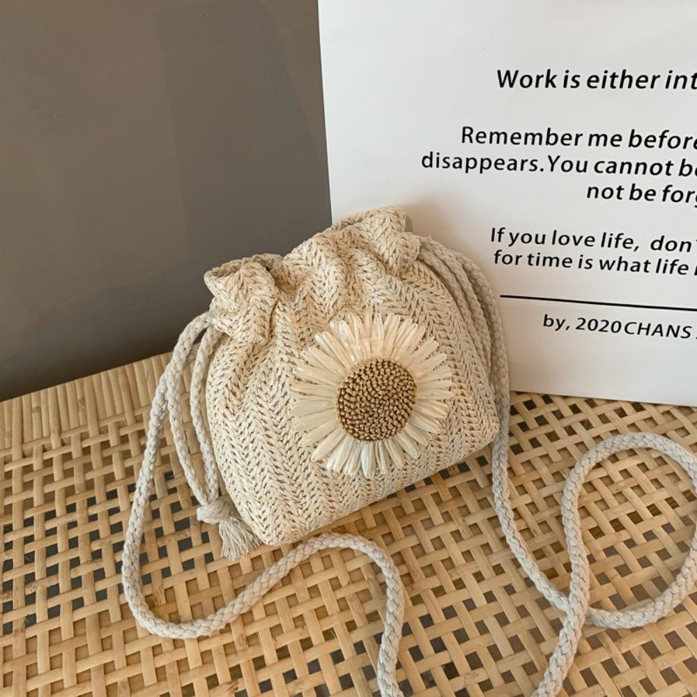 

Drawstring Closure Woven Straw Bag Multi-Functional Bohemian Bucket Bag Strap Mouth Flower Design Crossbody Bag Women Use