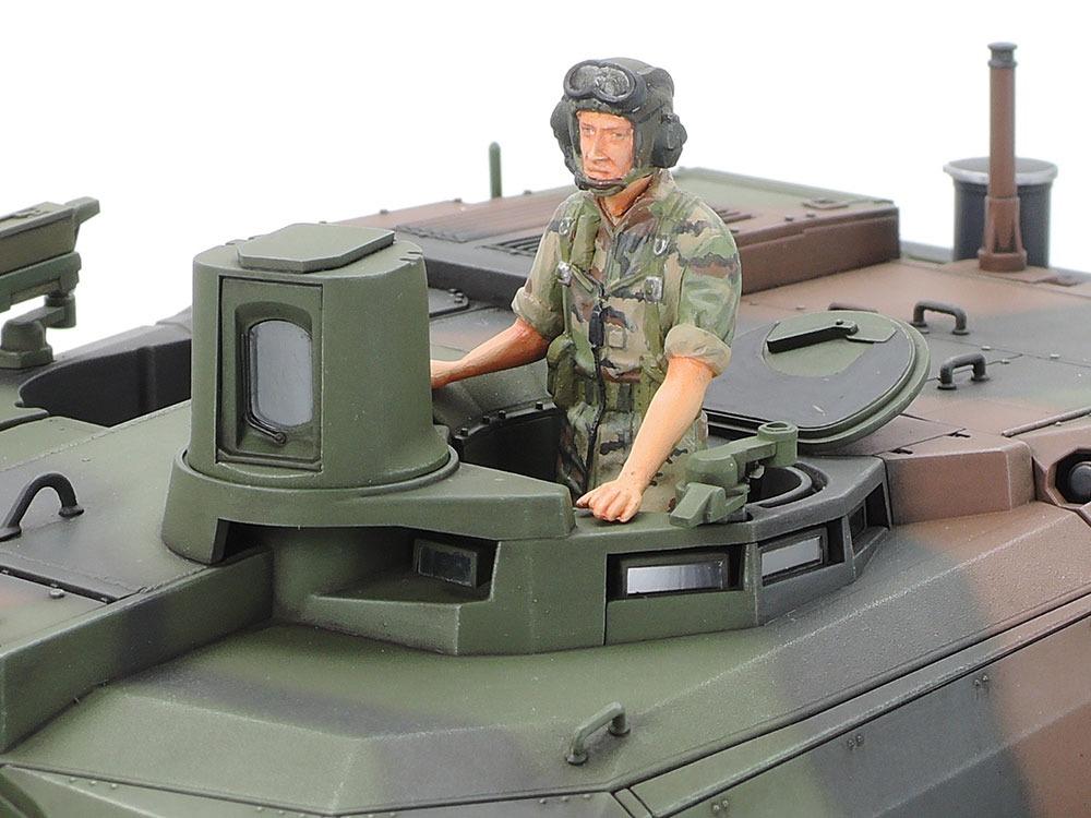 Tamiya 1/35 Military Miniature Series Leclerc (Series 2) Plastic Model Kit