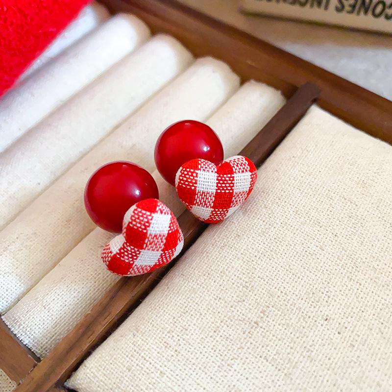 Silver Needle Red Drip Geometric Ear Cuffs - Retro Light Luxury Earrings for Women, Autumn/Winter Collection