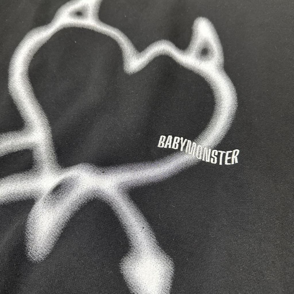[USED] BABYMONSTER Heart Print Full Zip Hoodie