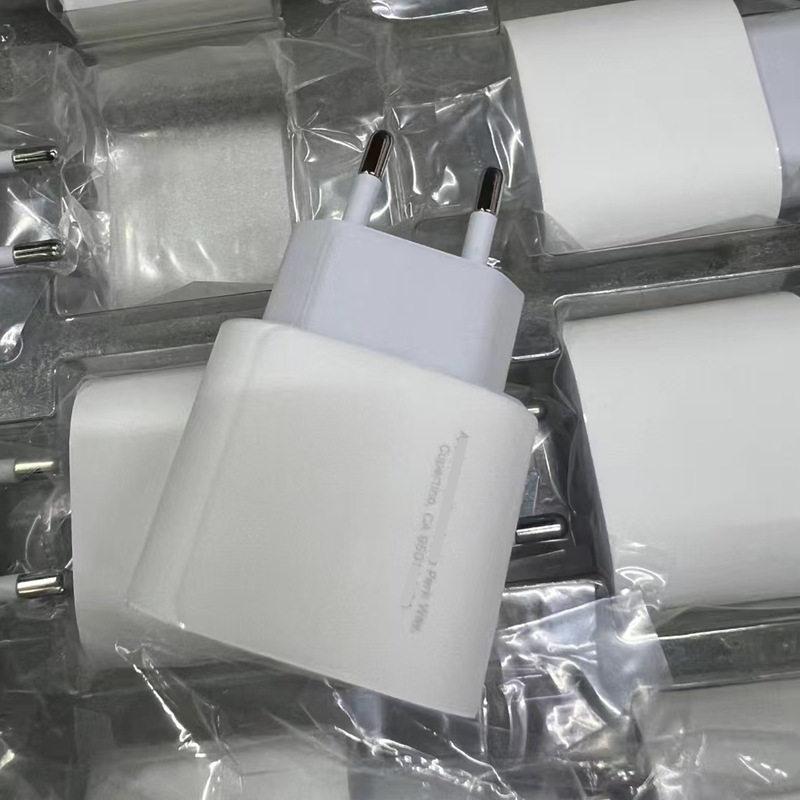 20W USB-C Power Adapter