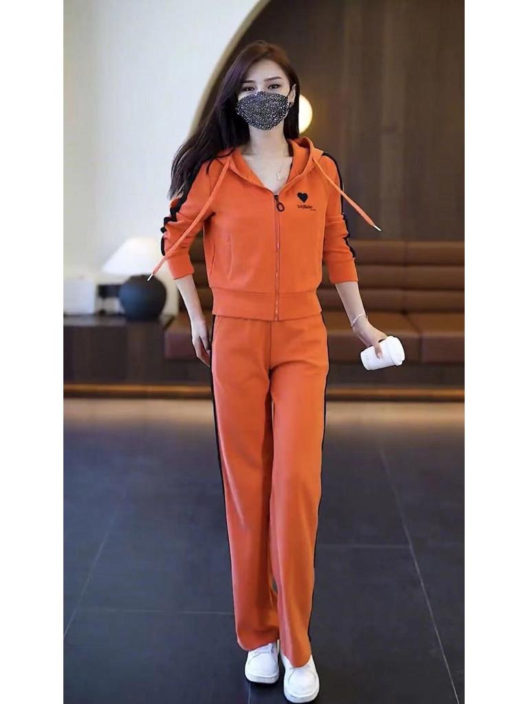 Damski wiosenny zestaw dwuczęściowy bluza z kapturem i spodnie z szerokimi nogawkami do biegania