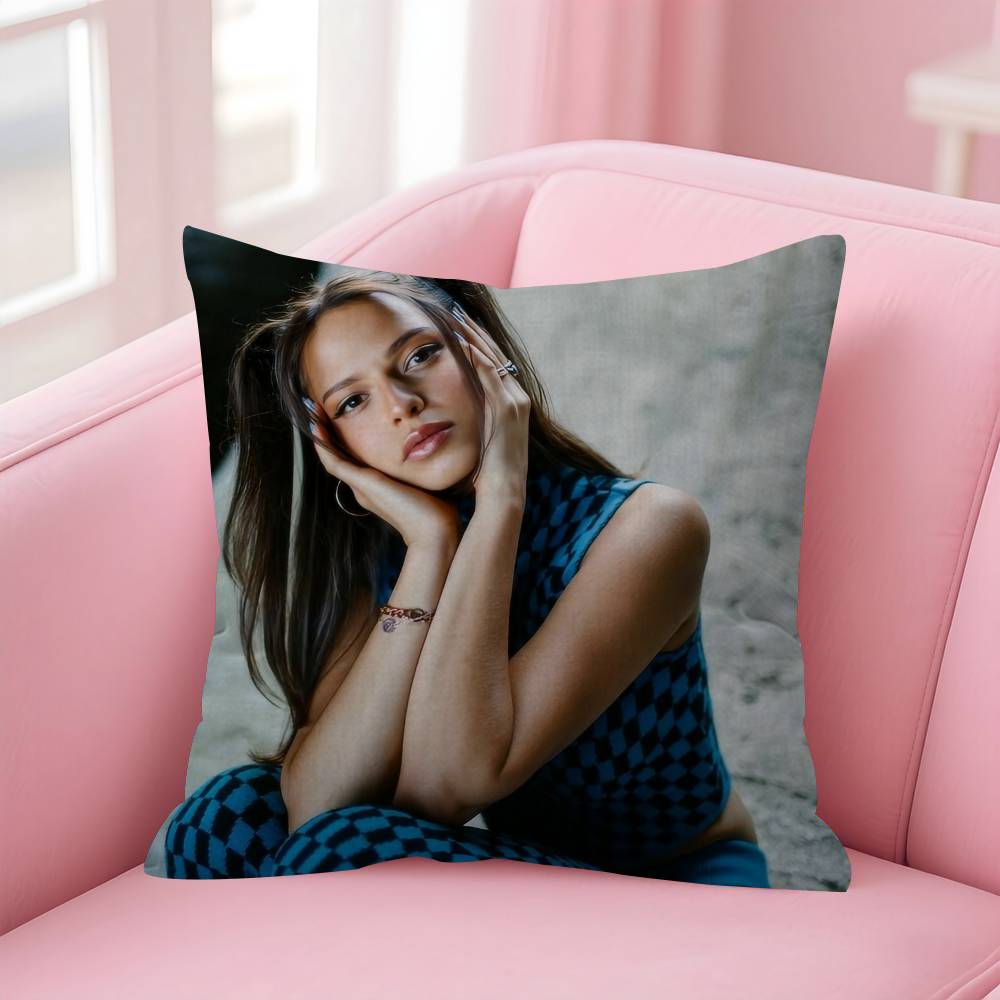 Singer Nina C-Chuba Double-Sided Printed Pillow Cover Short Plush Suitable Living Rooms Bedrooms Sofas Throw Cushion Cover