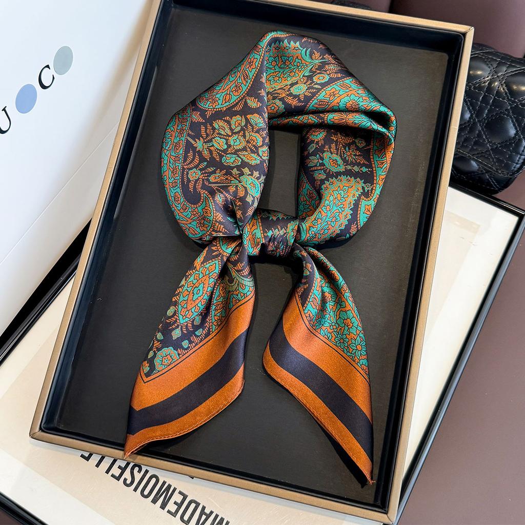 Fashion 100% Nature Real Silk Square Scarf Women Female Foualrd Neckerchief Summer Beach Scarves Shawl Bandana Hijab Pashmina