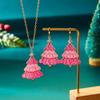 Design Sense Rosa Weihnachtsbaum Hängeohrringe für Damen Niedliche Hohl-Schneemann-Ohrringe Halskette Weihnachten Neujahr Party Geschenke