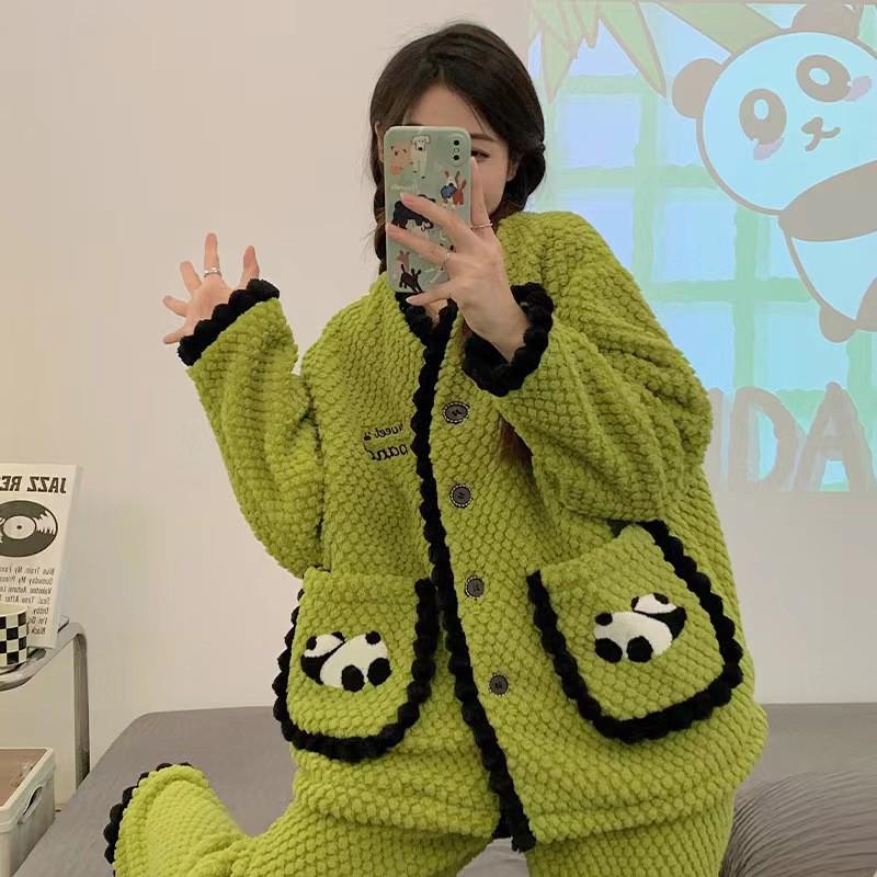 Women's Cute Panda Fleece-Lined Robe - Thick, Cozy Autumn/Winter Pajamas