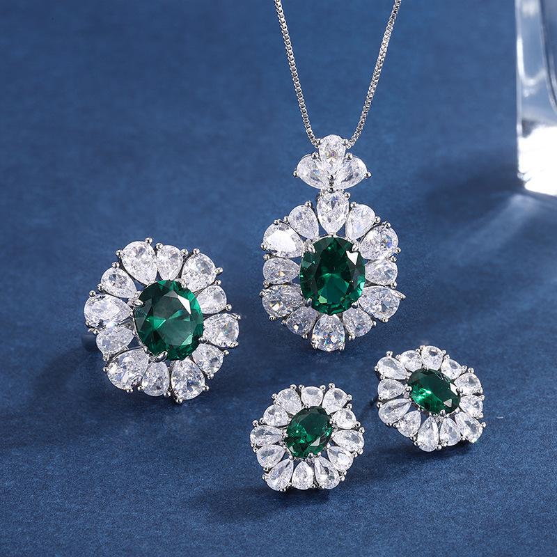Jewelry Set Simulation Emerald Pendant 10 * 12 Stud Earrings 6 * 8 Three-Piece Set