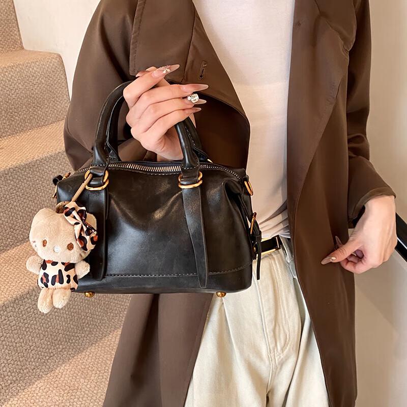 

Fatis Women s Commute Bucket Bag