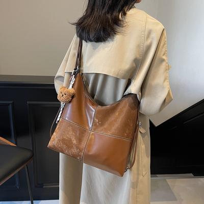 Retro einfache Tragetasche mit großem Fassungsvermögen für Damen 2025 Herbst und Winter neue Mode lässiger Rucksack Premium-Umhängetasche