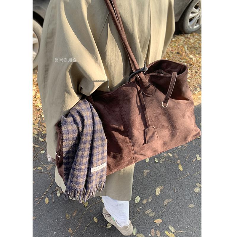 Underarm Bag, Fashionable and Simple Tote Bag, Large-capacity Commuting Bag