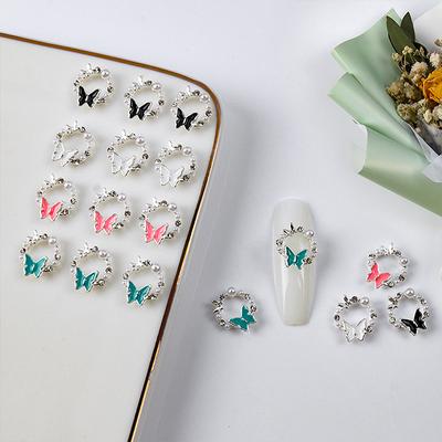 5 st Fjäril Pärla Nagelolja Droppe Legering Smycken Kärlek Blomma Krans Nageldekoration Nagelsalong Diy Tillbehör Manikyrapparat