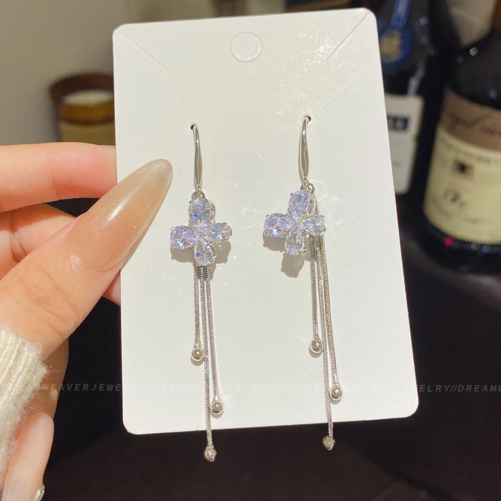 925 Sterling Silver Full Diamond Tassel Earrings – High-End European & American Style, Super Shiny, Luxurious Ear Jewelry for Women.