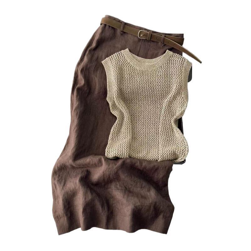 2025 Elegant Khaki Summer Set: Stylish Hollowed-Out Top & Outfit