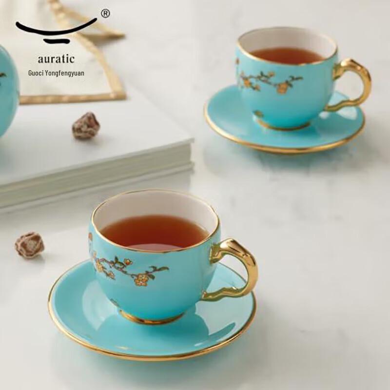 Ауратический набор фарфоровых чайных чашек в китайском стиле
