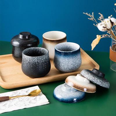Kleiner japanischer Keramik-Schmortopf mit Deckel für gedämpfte Eier, Suppen, Desserts und Pudding