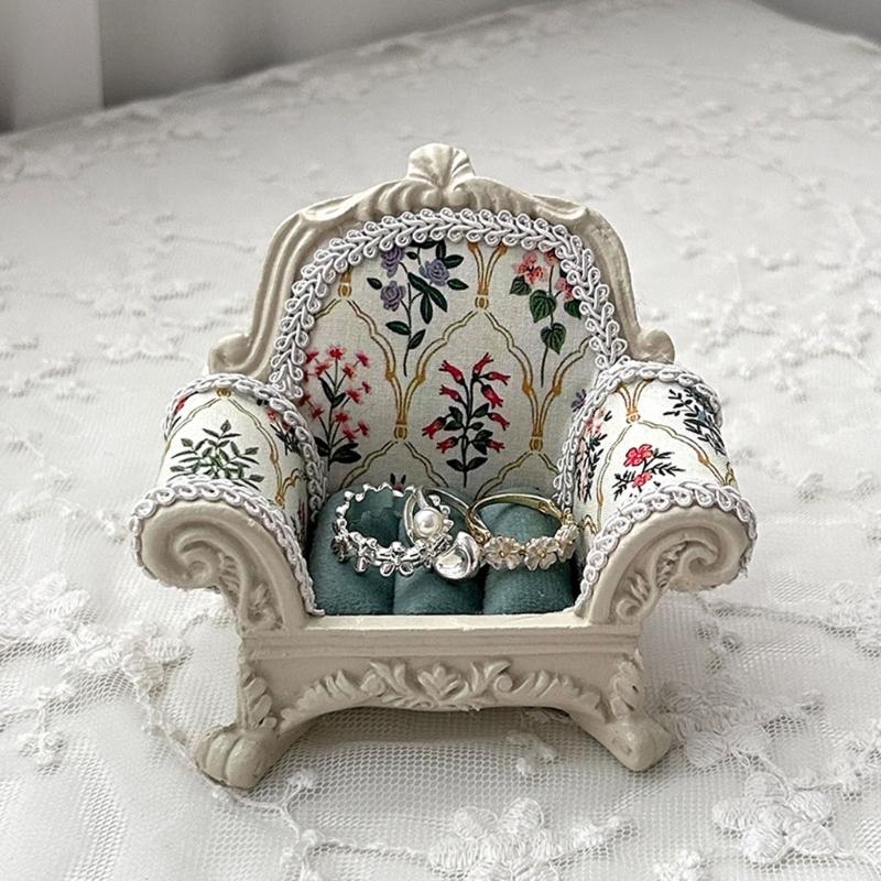 Portable Resin Accessories Showcase Decorative Stand Sofa Shape for Jewelry Display and Collectible Figurine Arrangement