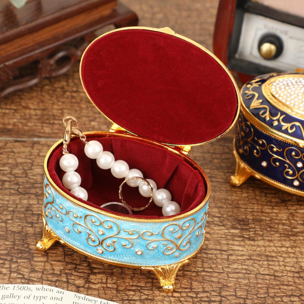 European Light Luxury Retro Jewelry Box Diamond-encrusted Oval Jewelry Box Zinc Alloy Fashion Exquisite Jewelry Storage Box