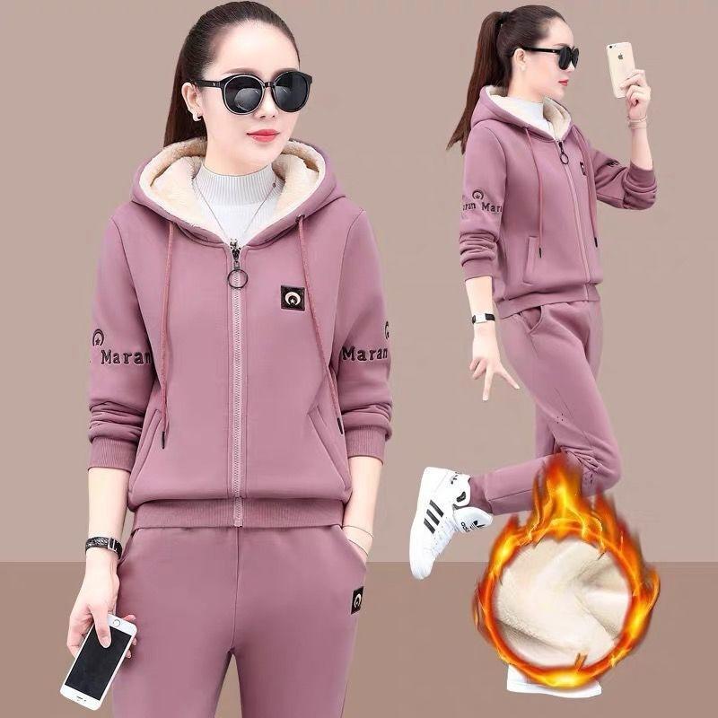 Thick Velvet Sweatshirt Suit for Women, Autumn Suit, Fashionable Large Size Casual Sports Two-piece Set