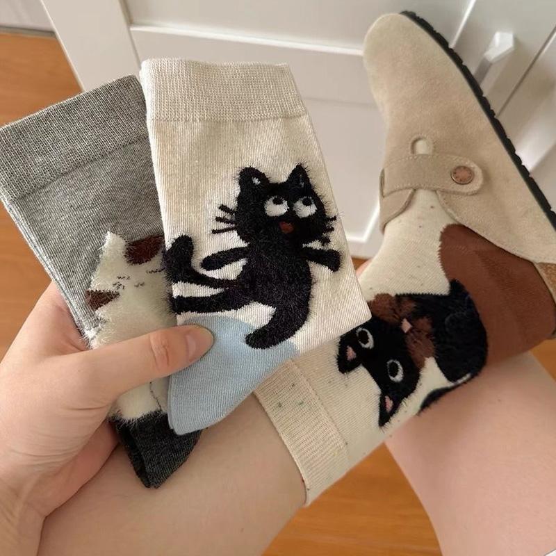 1 Pair Women's Socks Autumn Winter Letter Print Breathable Cat Ankle Socks High Quality Mid-Calf Socks Cute Cat Polyester Blend