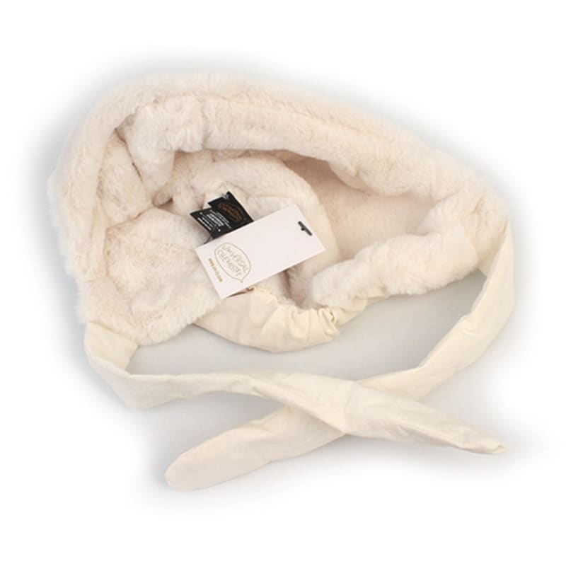 Universal Chemistry Poly Fur Ivory Bonnet Hat Bonnet Hat