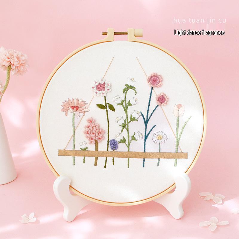 Nordic DIY Embroidery Kit: Beginner's Fresh Floral Fabric Art Set