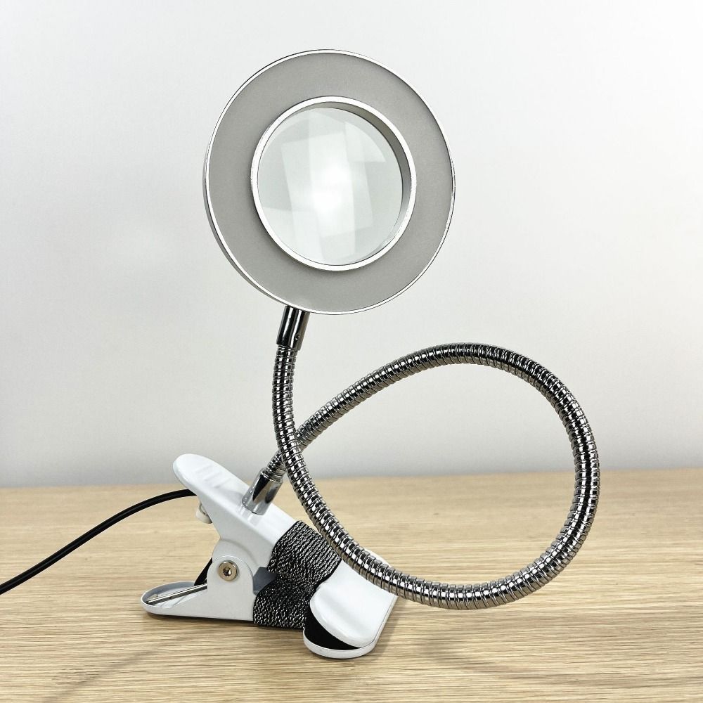 5X Magnification LED Magnifying Glass Lamp Adjustable Levels Flexible Clip on Desk Lamp Eye Protection 3-color Light