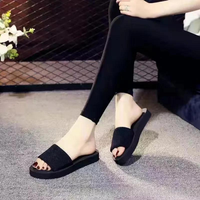 Fashion Summer New Women's Flip Flops Outdoor Wear Super Fairy Thick Bottom Anti-Slip Wear-Resistant Fashionable Beach Ladies Slippers